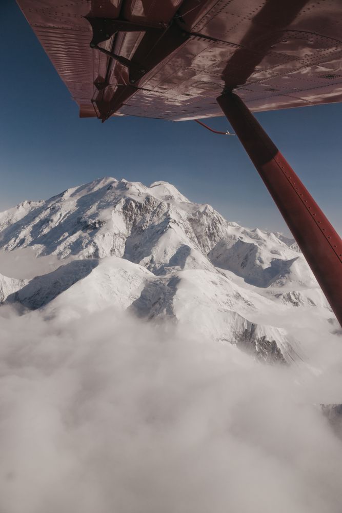 The view of Denali mountain from Denali Flightseeing Tour