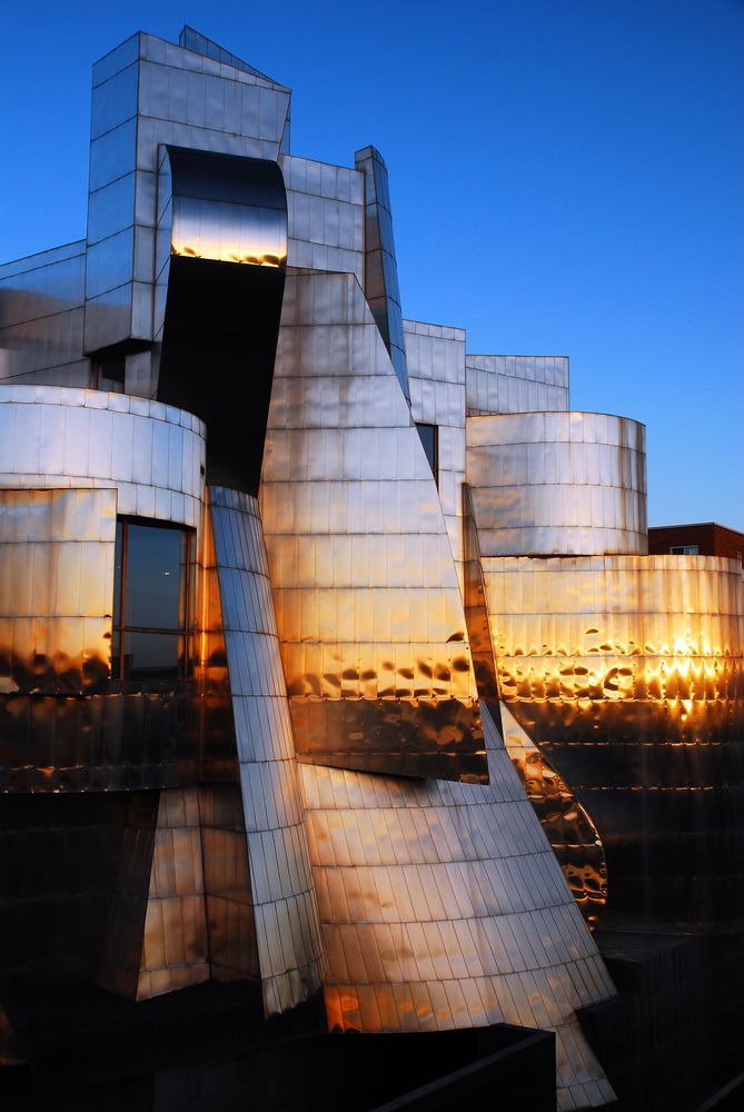 Facade of Weisman Art Museum