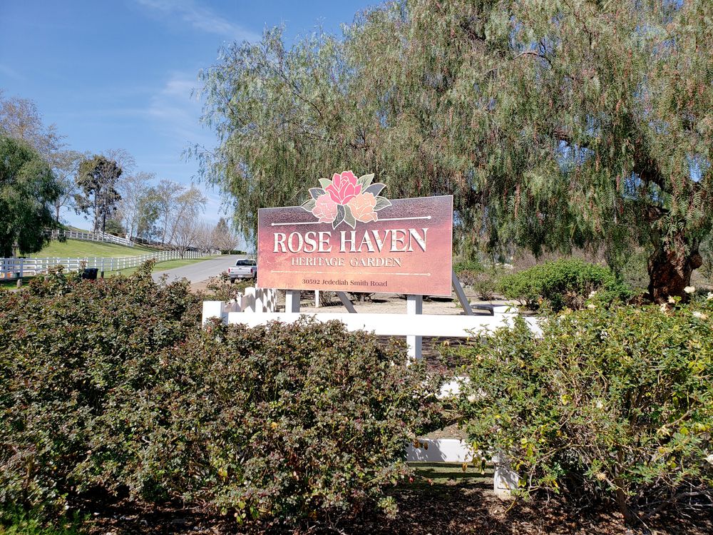 Welcome sign of Rose Haven Heritage Garden