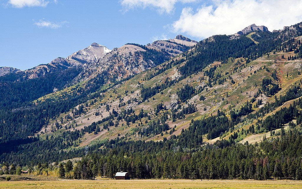 Scenic view of Rendezvous Peak