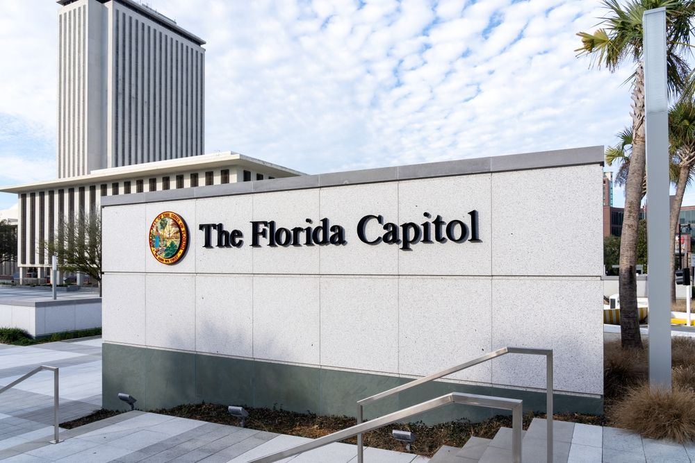Welcome sign of Florida State Capitol