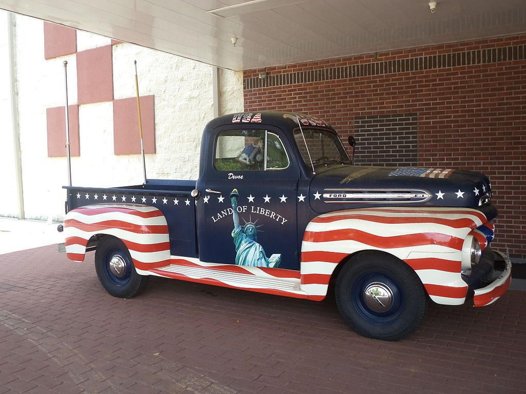 Land of liberty vehicle on the grounds of Tallahassee Automobile Museum