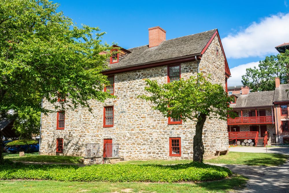 Stone exterior of the Old Barracks Museum