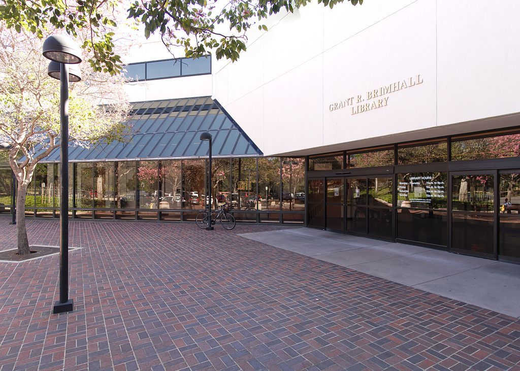 Facade of the Grant R. Brimhall Library