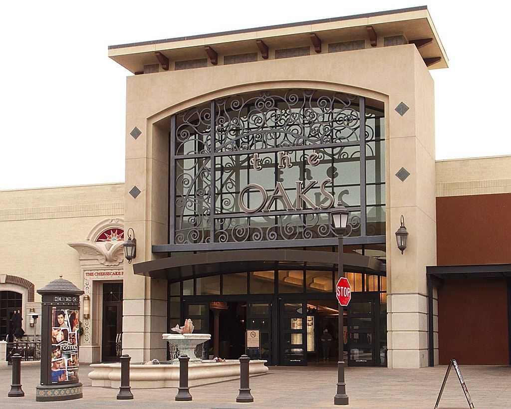 Exterior of The Oaks Mall