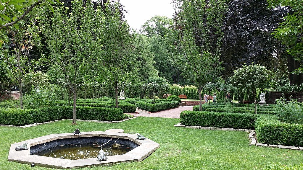 A garden at Wildwood Preserve Metropark