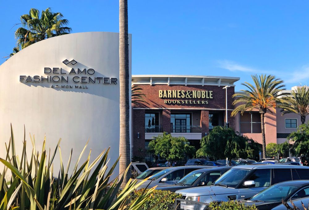 Exterior of Del Amo Fashion Center