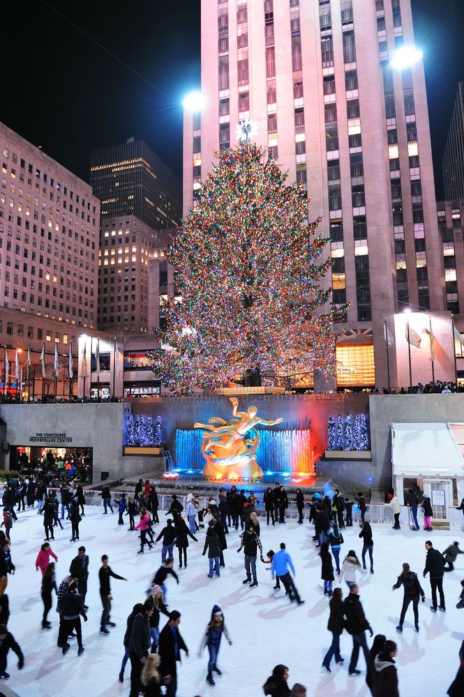 Night scene at Rockefeller Center's rink