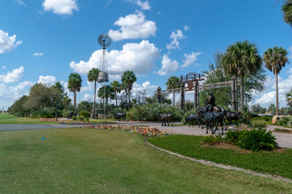 Entrance to the Brownwood Paddock Square