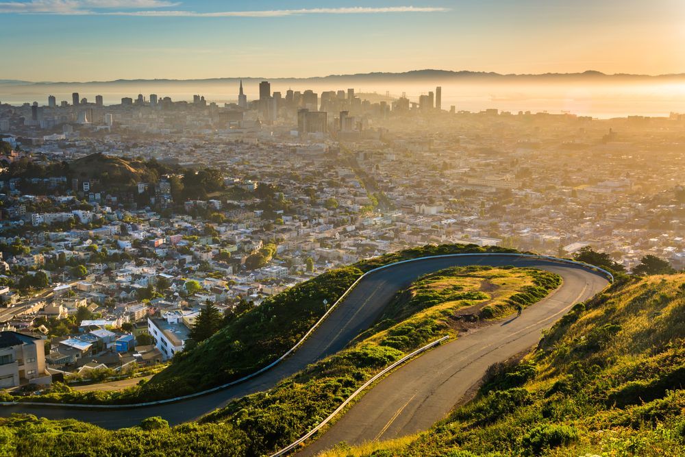 The road of Twin Peaks