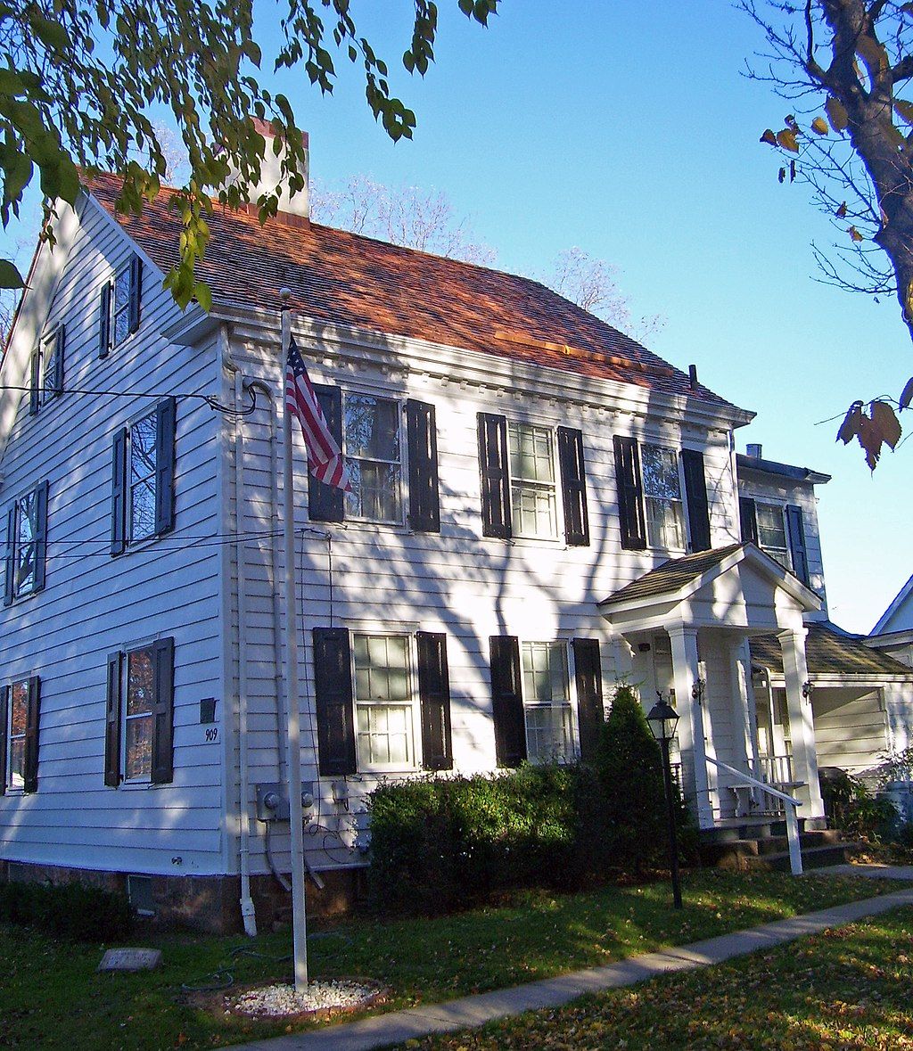 Exterior of Caldwell Parsonage