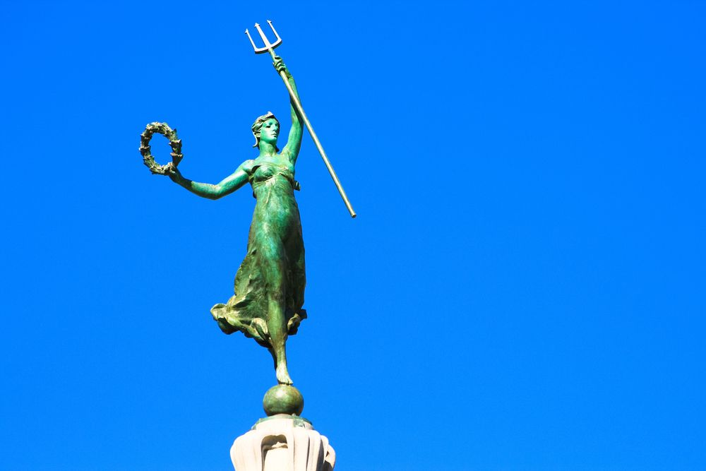 Victory statue of the Dewey Monument