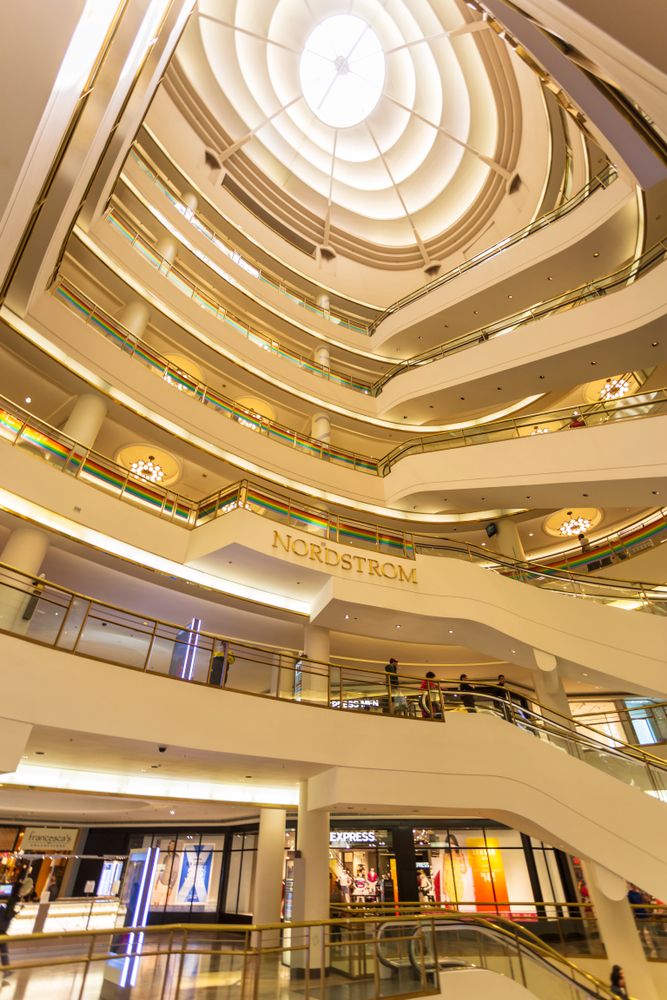 Beautiful interior of the Westfield San Francisco Center