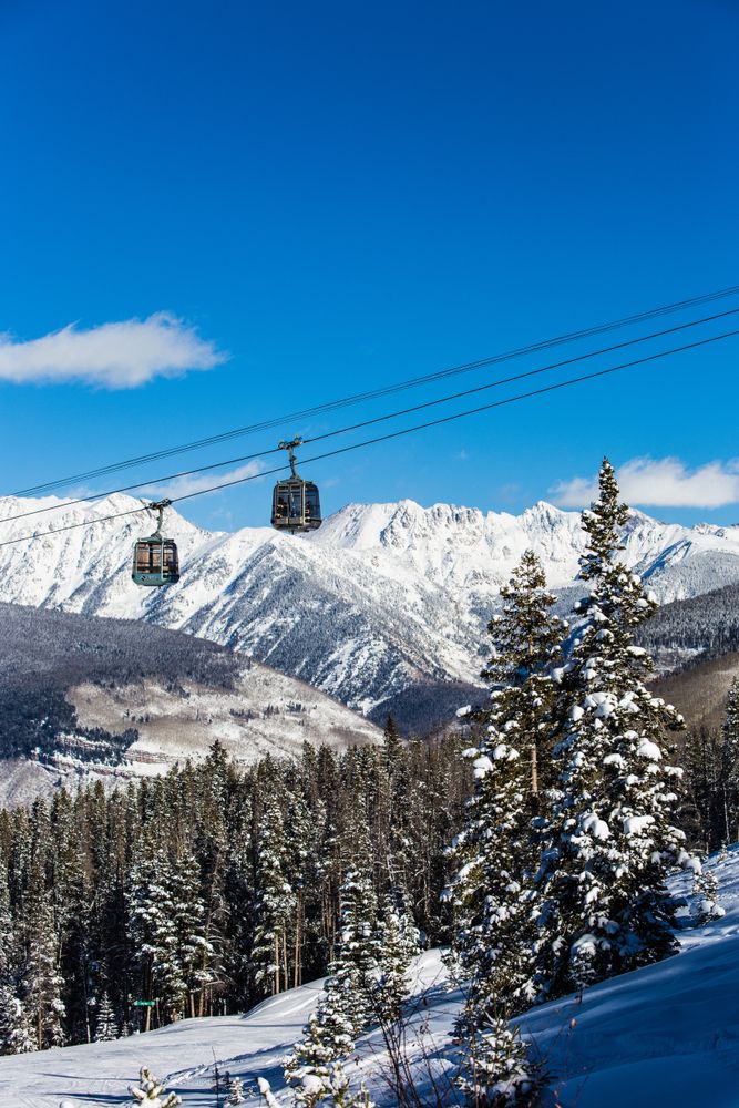 Two gondolas of Eagle Bahn Gondola