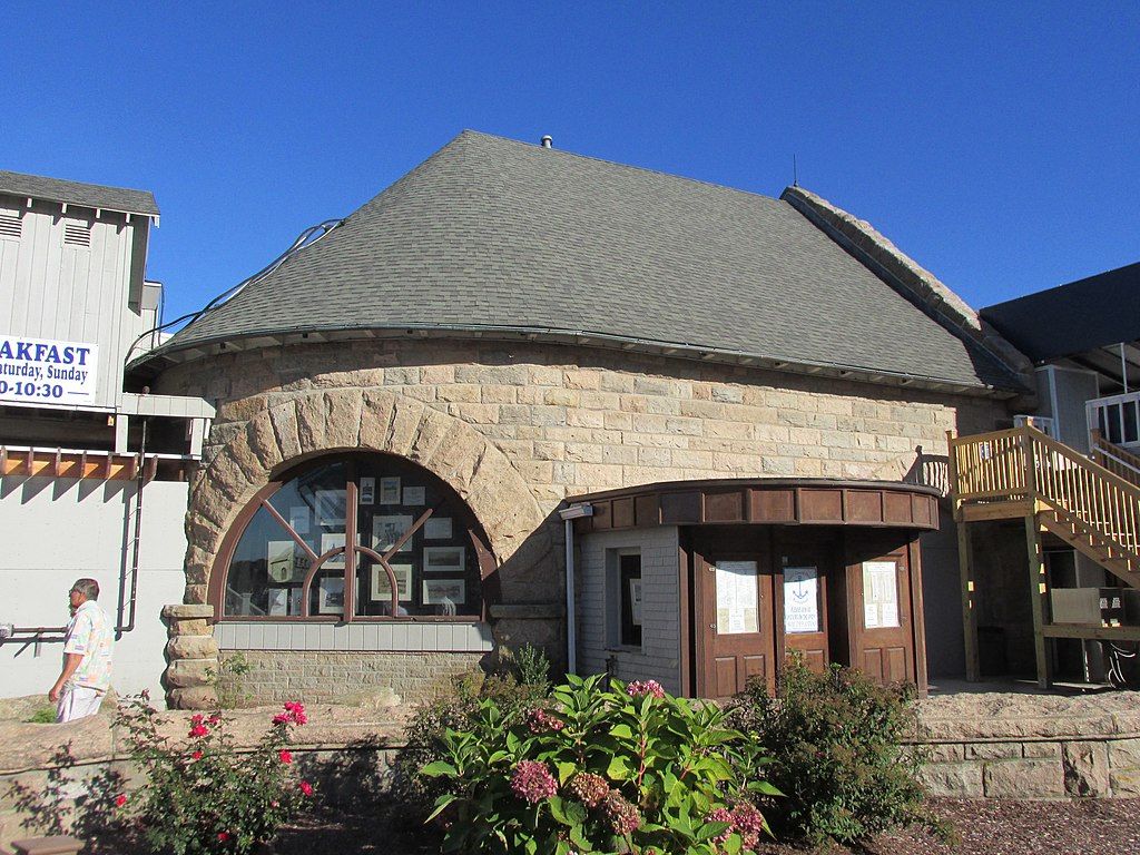 Exterior of the Coast Guard House Restaurant