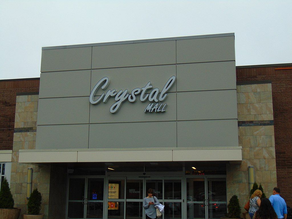 Exterior of Crystal Mall