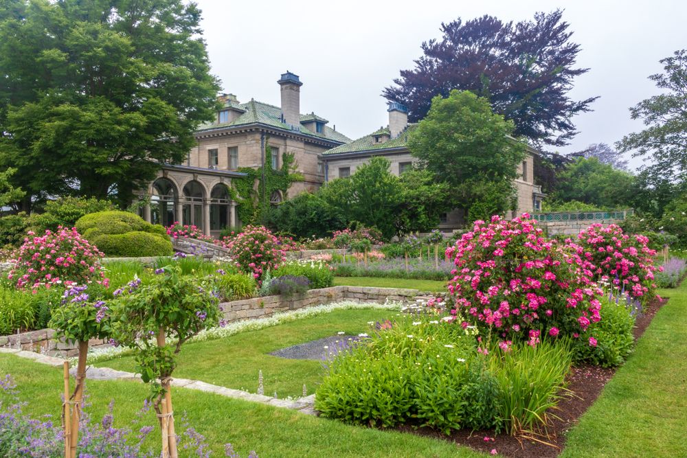 Garden at Harkness Memorial State Park