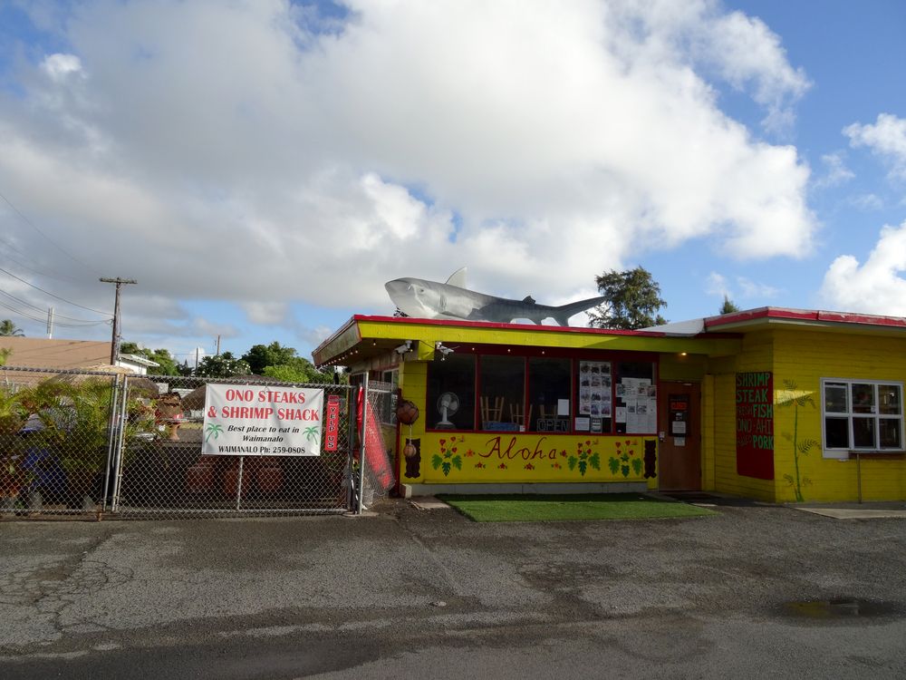 Facade of Ono Steaks and Shrimp Shack