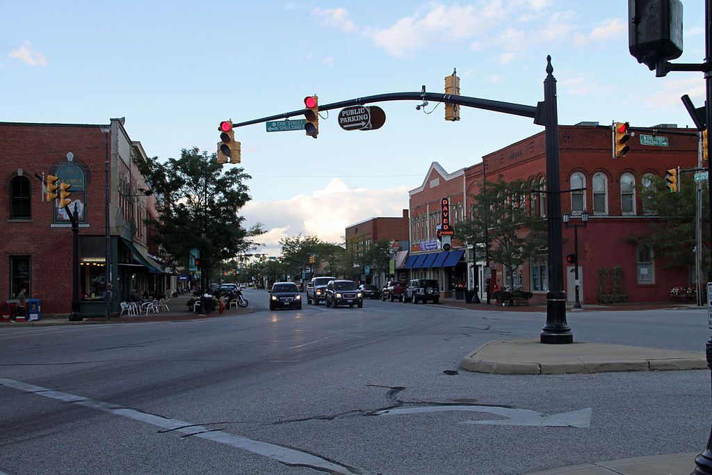 The road of Downtown Willoughby