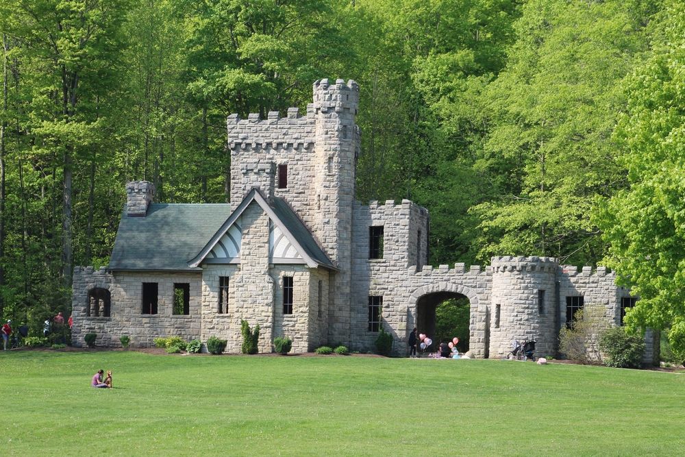 Exterior of Squire's Castle