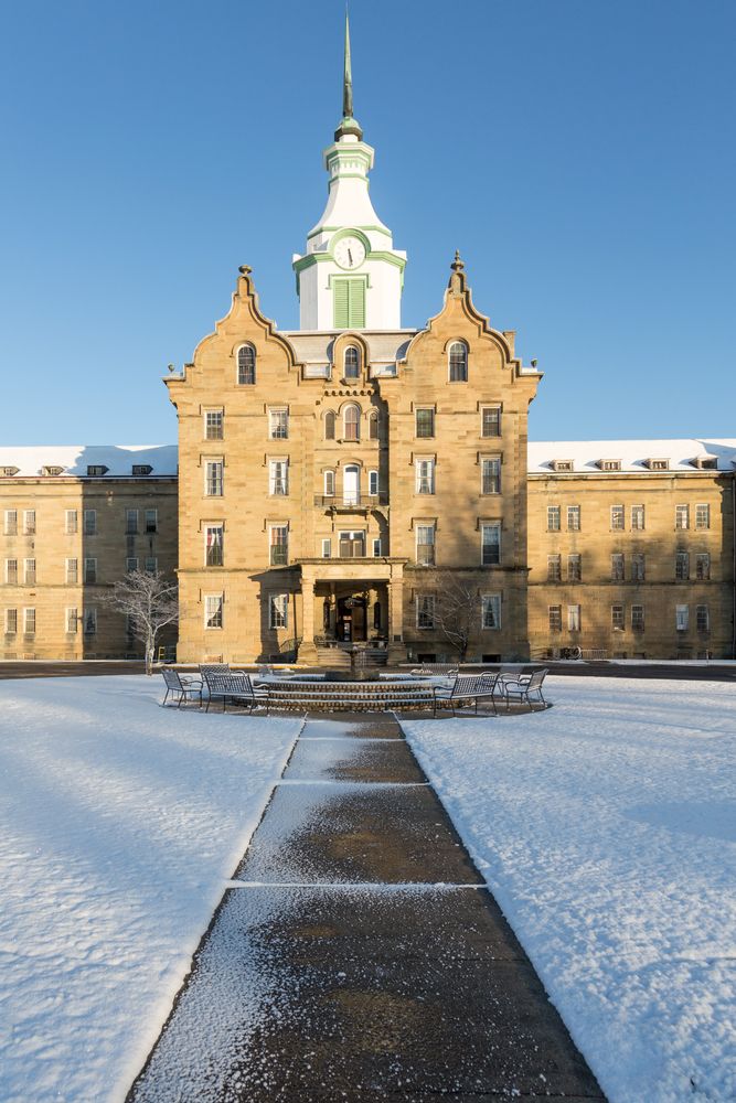 Front view of Trans-Allegheny Lunatic Asylum's exterior