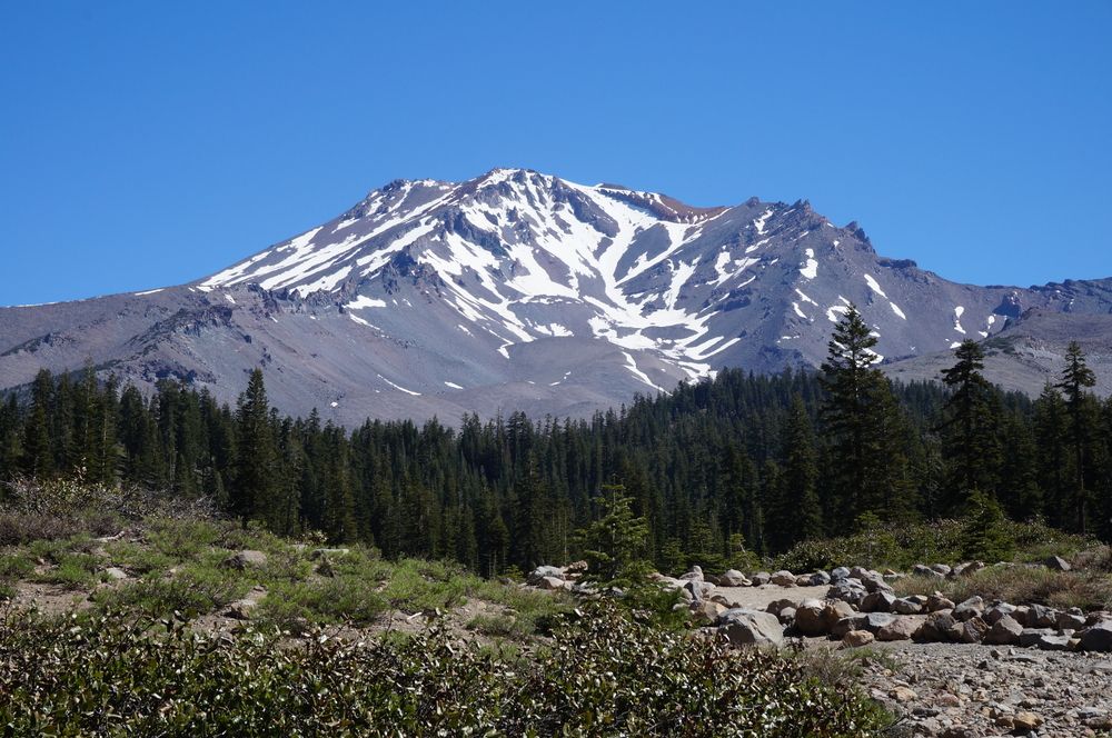 Daytime view of Mount Shasta