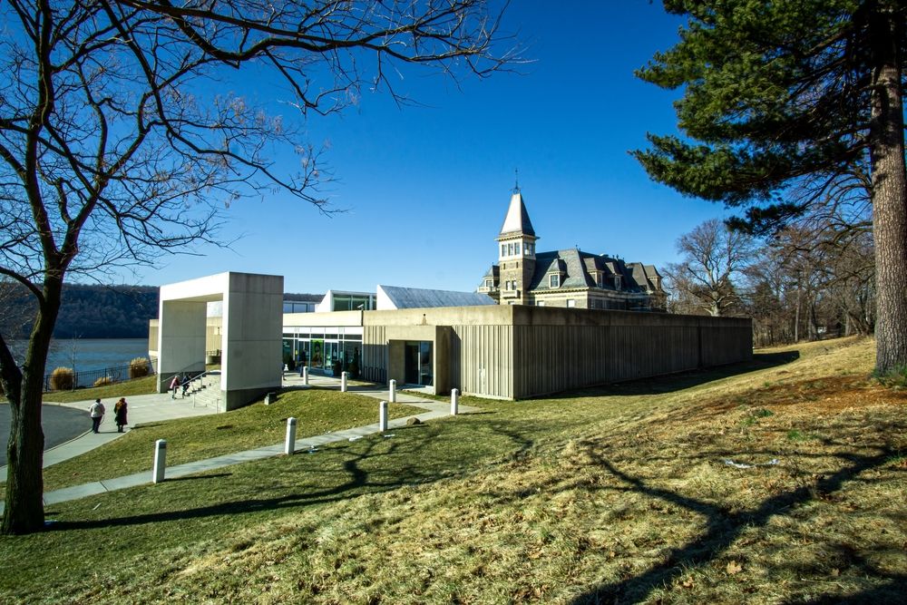 Exterior of the Hudson River Museum